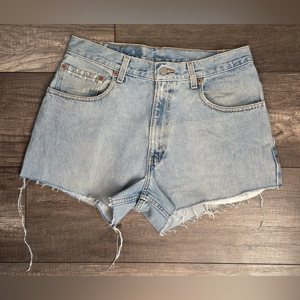 Levi's 560 Light Blue Frayed Hem Jean Shorts - 2002 mfg